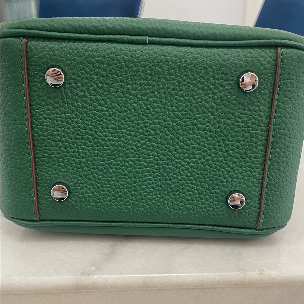 Green Leather Shoulder Bag - Picture 8 of 15